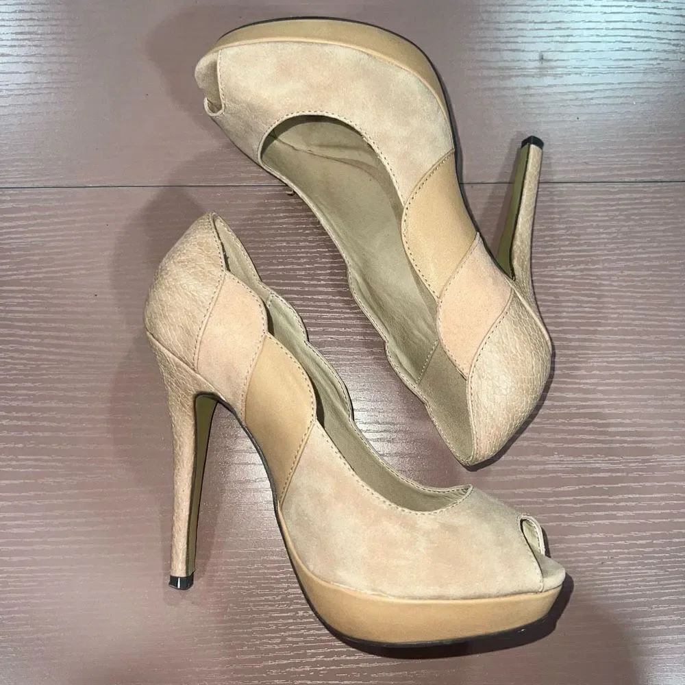 Paper Dolls Pink Platform Stilettos size 36